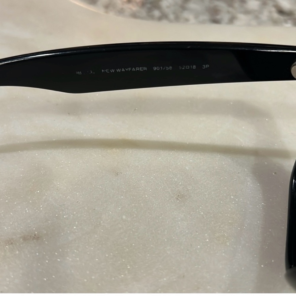 Ray-Ban polarized wayfarer RB 2123 Sunglasses - Picture 2 of 5